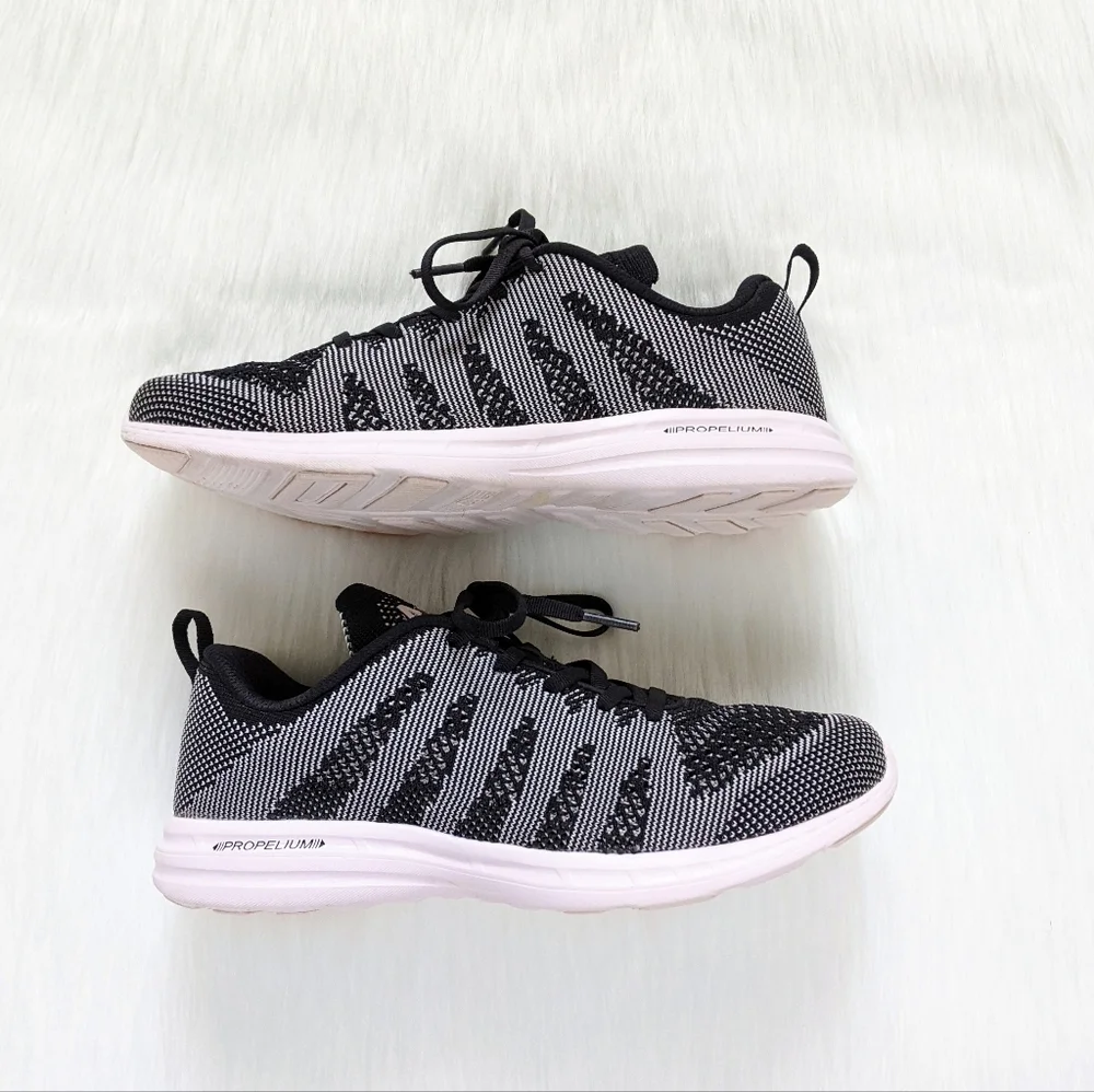 APL Techloom Pro Sneakers In Black / Bleached Pink Size 8.5 - Picture 3 of 16
